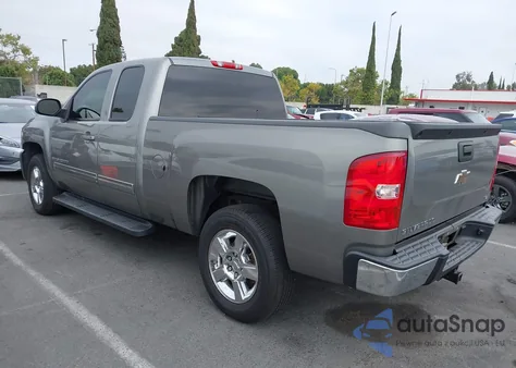 2009 Chevrolet Silverado 1500 Ltz from USA, damaged, VIN 1GCEC39J69Z174643
